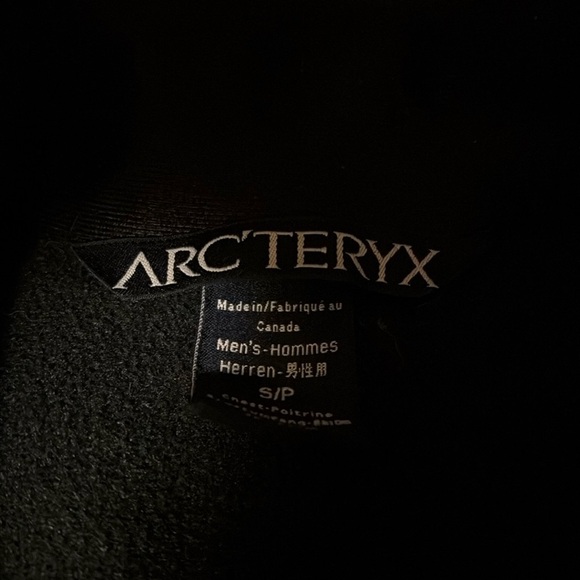 Arc'teryx Red Jacket Men’s Size S - Picture 7 of 12